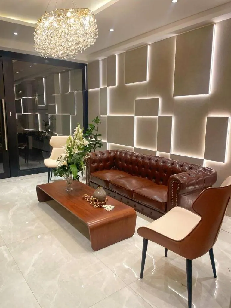 Departamento de 2 dormitorios en alquiler en Impera Tower, Equipetrol: foto 9 de 10