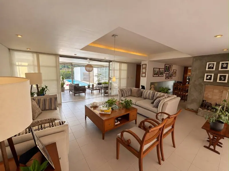 Corner house for sale in the Ciudad Jardín gated community, North Zone: foto 2 de 18