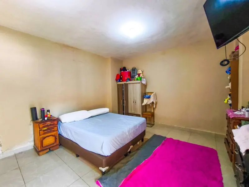 Casa de 2 plantas en venta en Virgen de Luján, Zona Norte: foto 5 de 10