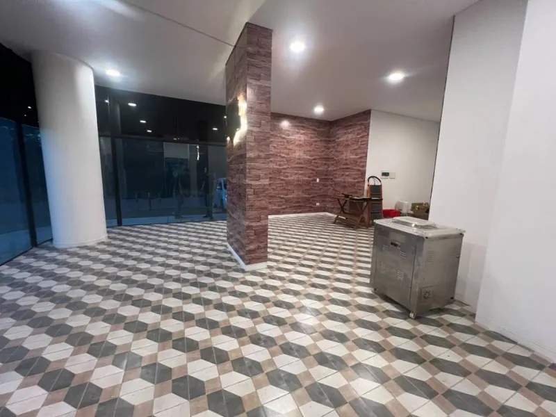 Local comercial de 94,85 m² en venta en el condominio Vila Real: foto 2 de 6