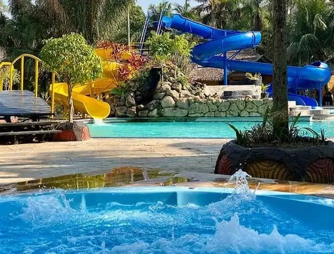 Terreno en esquina de 461 m² en venta en Río Selva Resort, Warnes: foto 1 de 6