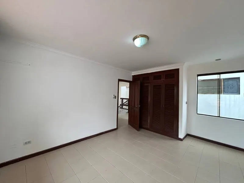 3-bedroom house for sale in Equipetrol, Brígida neighborhood: foto 9 de 14