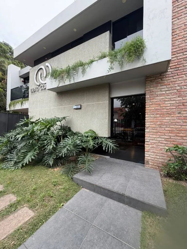 18 m² commercial space for rent in the South Zone
