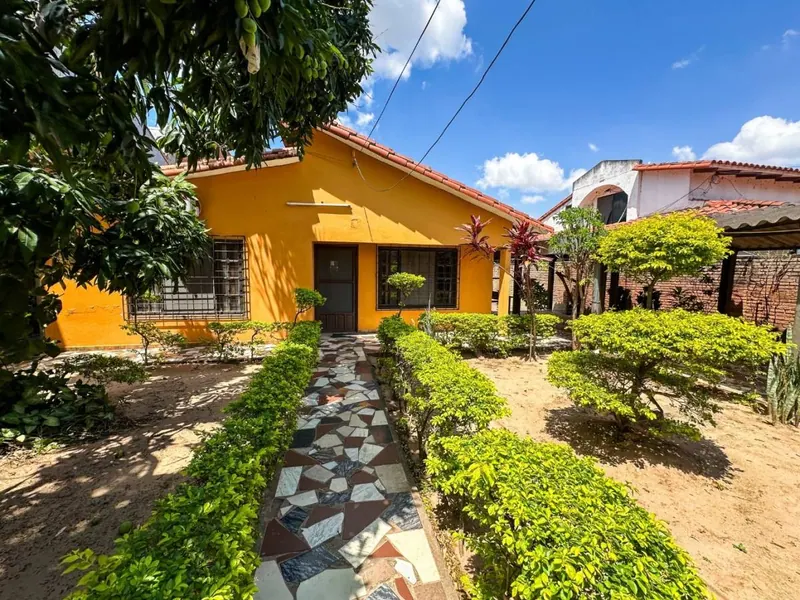 House with semi-independent apartment for sale in the North Zone: foto 1 de 9