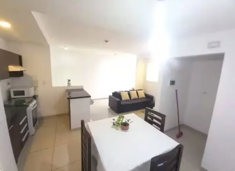 Departamento amoblado de 1 dormitorio en venta en la torre Ingavi: foto 2 de 5