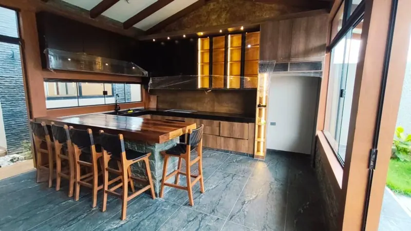 Casa a estrenar de 4 dormitorios en venta en Cotoca, 240 m²: foto 2 de 8