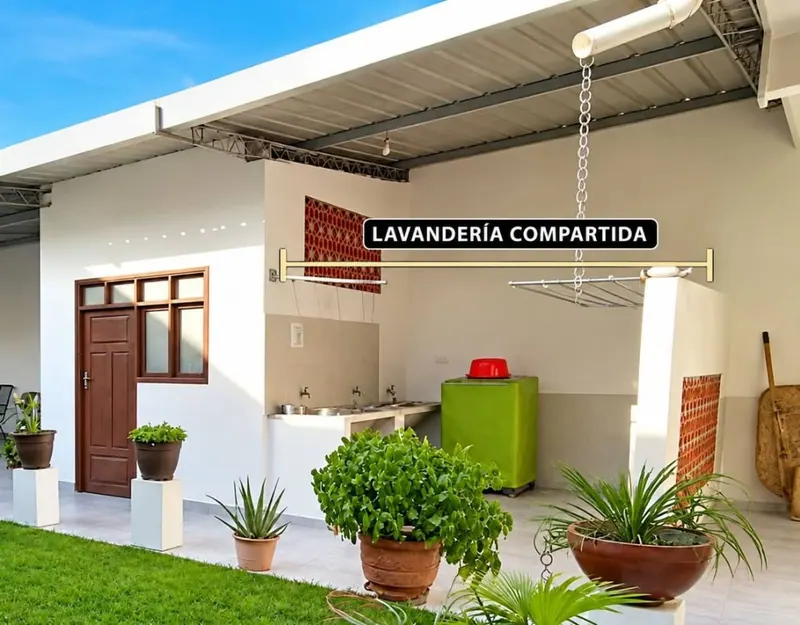 Habitación amoblada de 12 m² en alquiler en el barrio Santa Rosita: foto 3 de 7