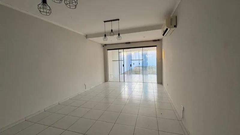 4-bedroom house for sale in the Fontana Family Club gated community: foto 2 de 7
