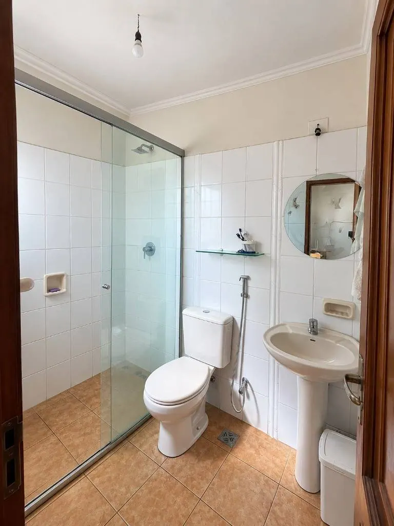 Casa de 4 dormitorios en venta sobre la avenida Alemania, Zona Norte: foto 8 de 8