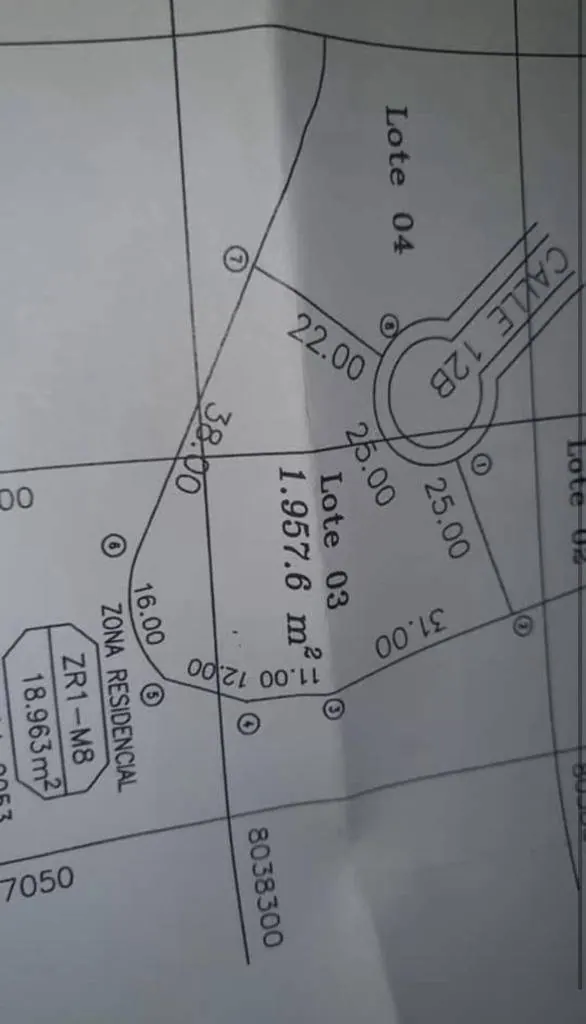 Terreno de 1.957,60 m² en venta en Colinas del Urubó, sector 2: foto 3 de 5