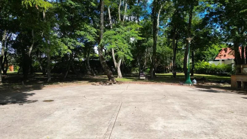 Terreno de 1.957,60 m² en venta en Colinas del Urubó, sector 2
