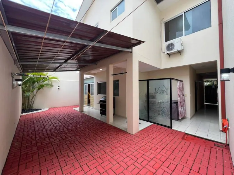 4 en-suite house for sale in the Munich gated community, North Zone: foto 21 de 27