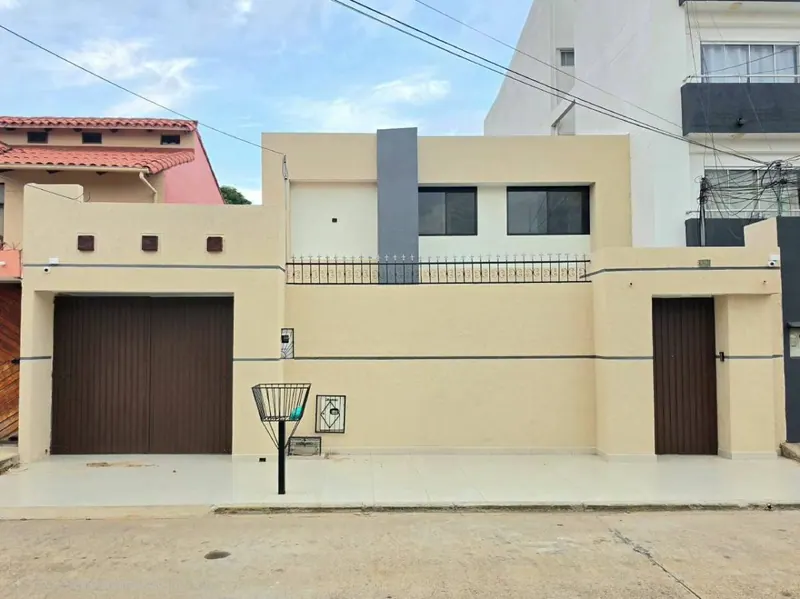 6-bedroom house for rent in the East Zone, Av. Canal Cotoca