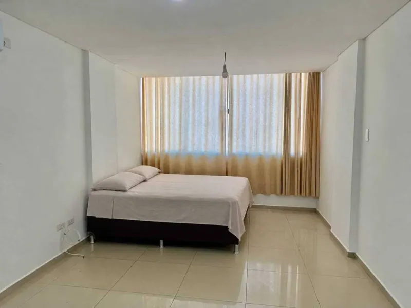 Monoambiente amoblado en alquiler en el condominio Torre Baruc: foto 2 de 8
