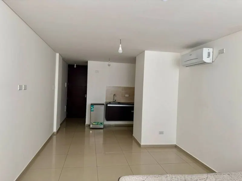 Monoambiente amoblado en alquiler en el condominio Torre Baruc: foto 3 de 8
