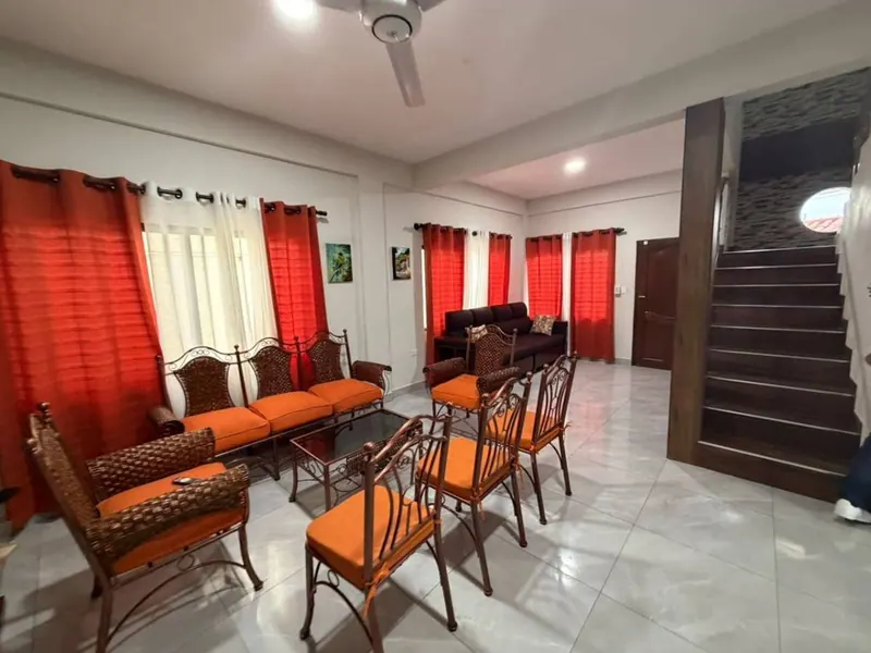 Furnished two-story house with pool for sale in the South Zone: foto 22 de 25