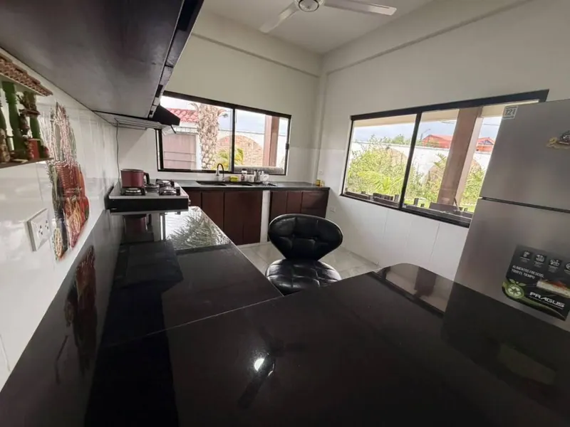 Furnished two-story house with pool for sale in the South Zone: foto 25 de 25