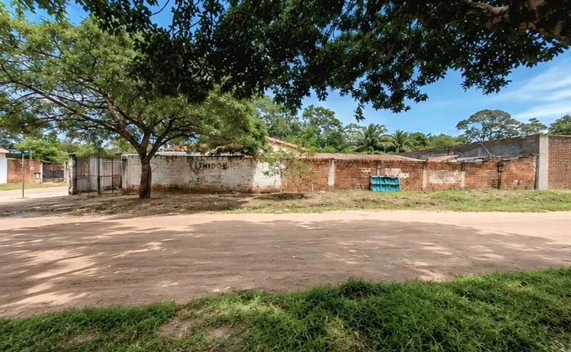 Casa en esquina con tiendas comerciales en venta en Valle Sánchez: foto 3 de 13