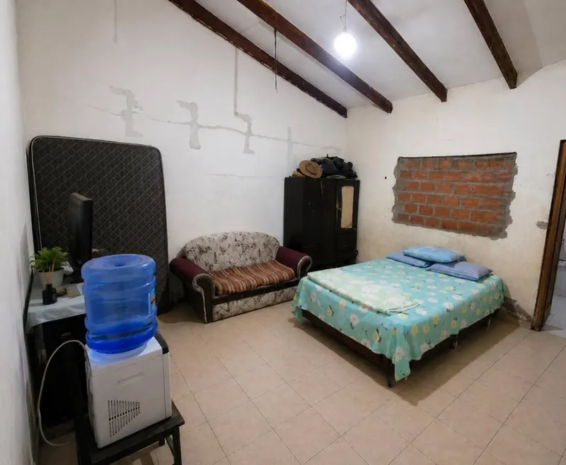 Casa en esquina con tiendas comerciales en venta en Valle Sánchez: foto 10 de 13
