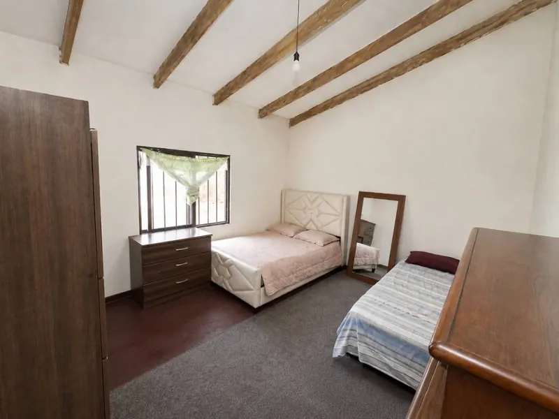 Casa en esquina con tiendas comerciales en venta en Valle Sánchez: foto 11 de 13