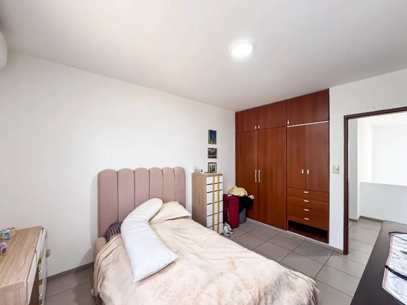 4-bedroom house for sale in the Puesta del Sol gated community: foto 16 de 21