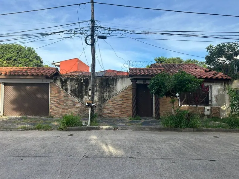 Terreno de 394 m² en venta en la Radial 27, Zona Norte