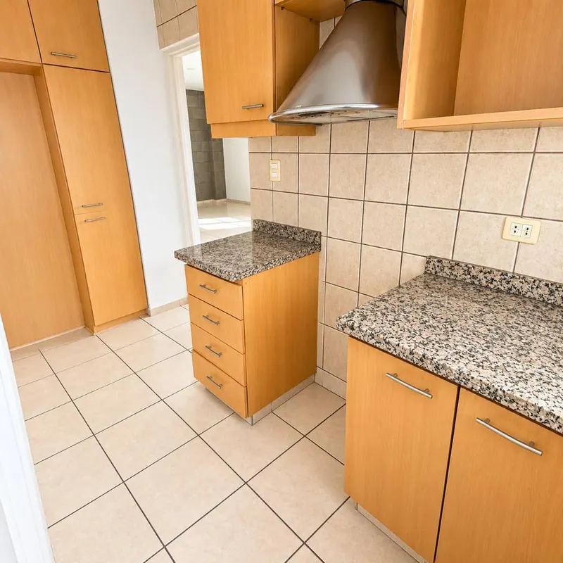 2-bedroom apartment for sale on Av. Beni, North Zone: foto 4 de 16