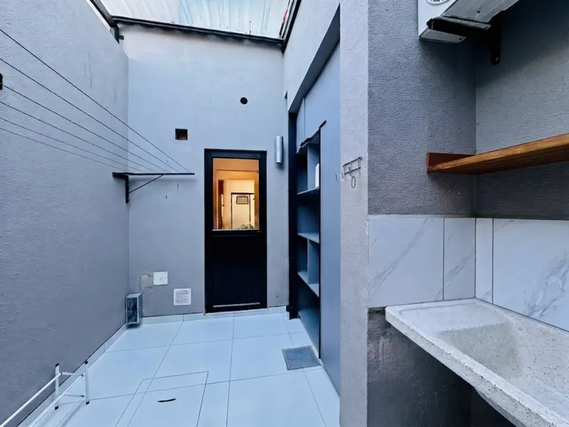 Casa de 5 dormitorios en esquina en venta en el condominio Urubó Nord: foto 15 de 27