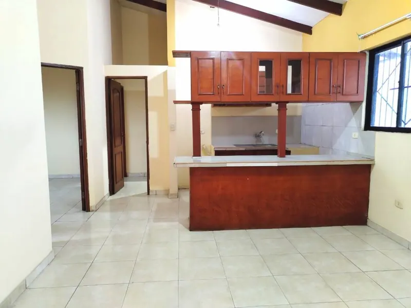 2-bedroom apartment for rent in Plazuela Calleja: foto 2 de 11
