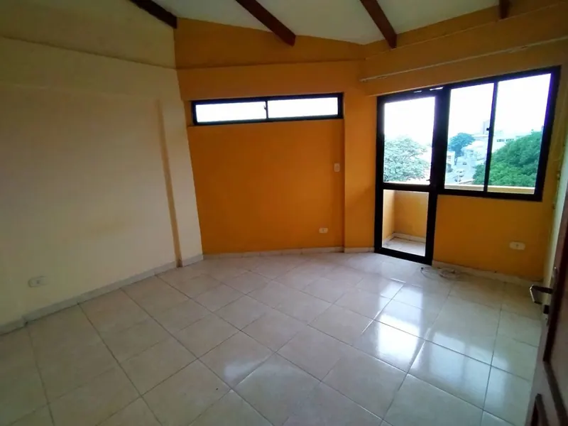 2-bedroom apartment for rent in Plazuela Calleja: foto 10 de 11
