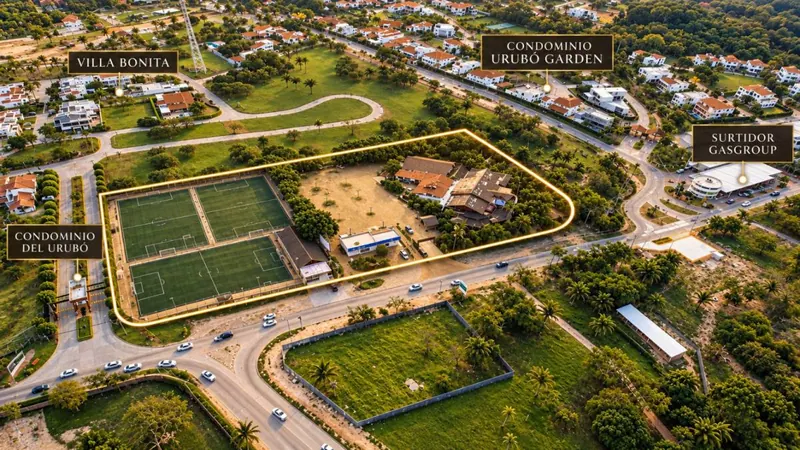 Terreno en esquina de 15.398,22 m² en venta en el Urubó: foto 2 de 5