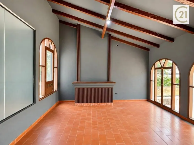 7-bedroom house with pool for rent in Equipetrol: foto 2 de 9