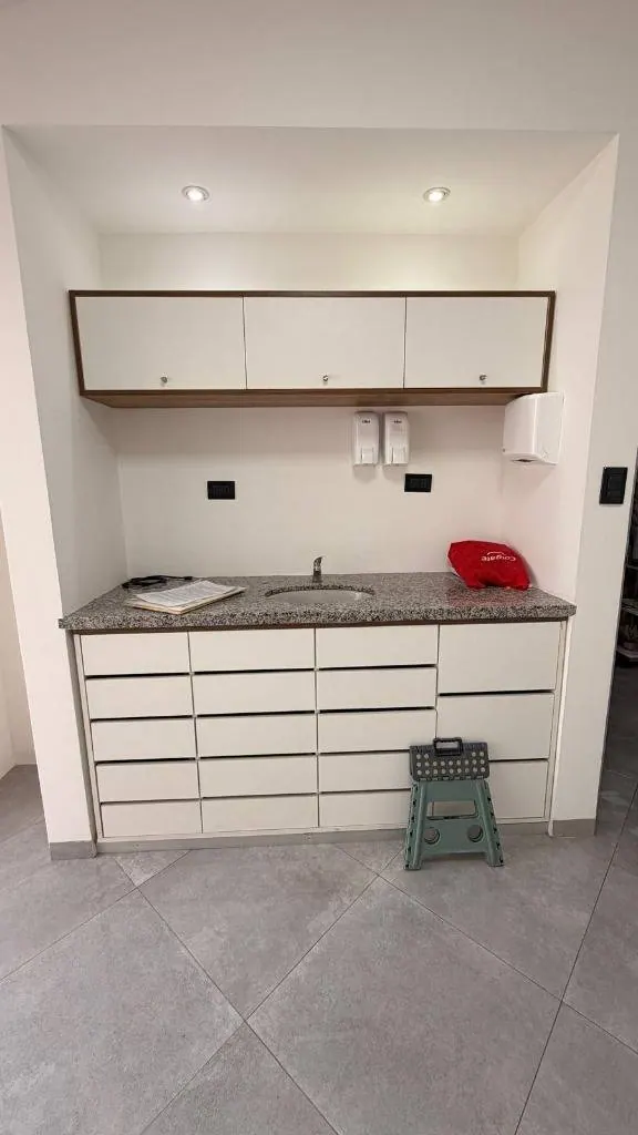 10 m² commercial space for rent in Equipetrol: foto 4 de 13