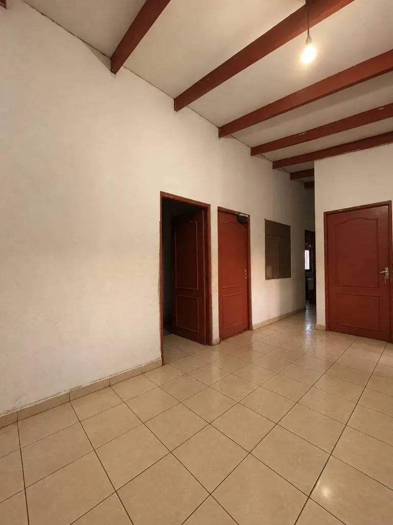 Terreno de 290,15 m² en venta en la Zona Este, Av. Montecristo: foto 7 de 9