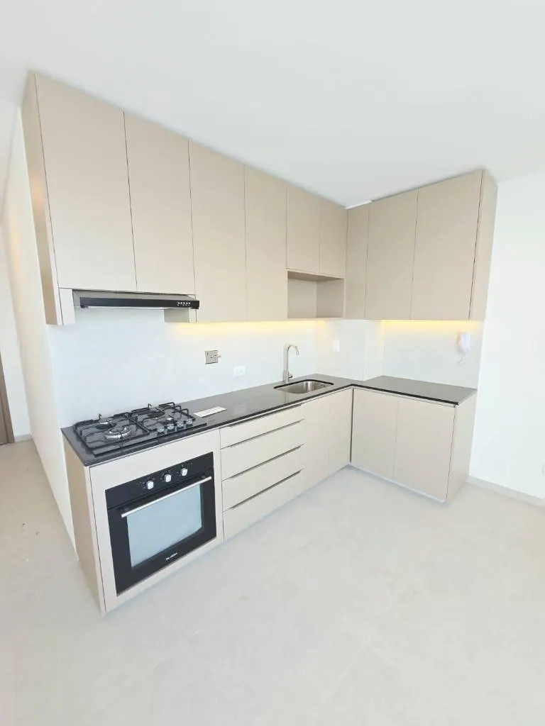 Departamento de 1 dormitorio en venta en Uptown Drei, Equipetrol: foto 4 de 24