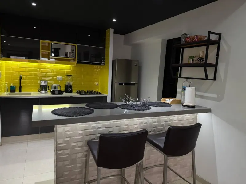 Departamento amoblado de 1 dormitorio en venta en Equipetrol, 87,25 m²: foto 4 de 8