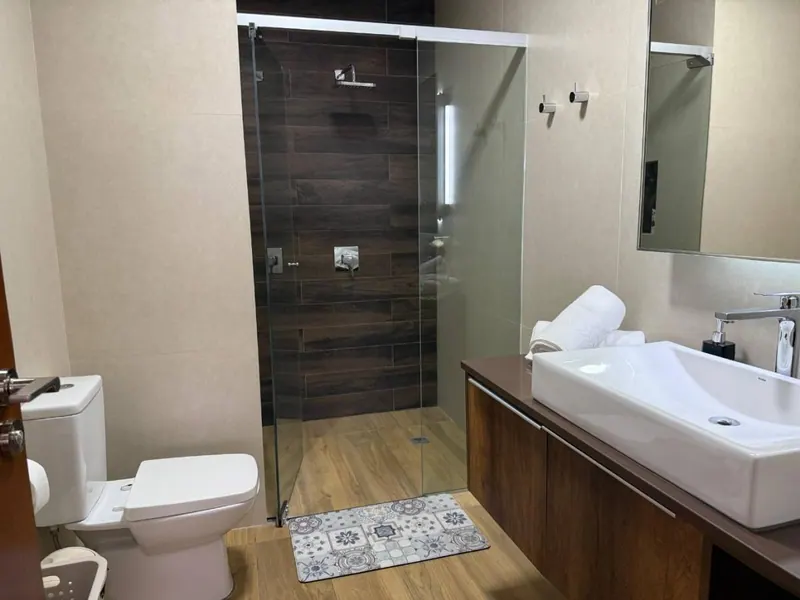 Departamento amoblado de 1 dormitorio en venta en Equipetrol, 87,25 m²: foto 6 de 8