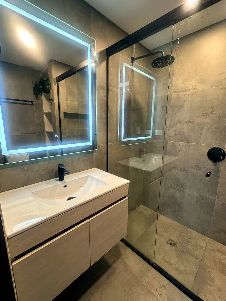 Furnished 2-bedroom apartment for rent in Atrium building: foto 8 de 10