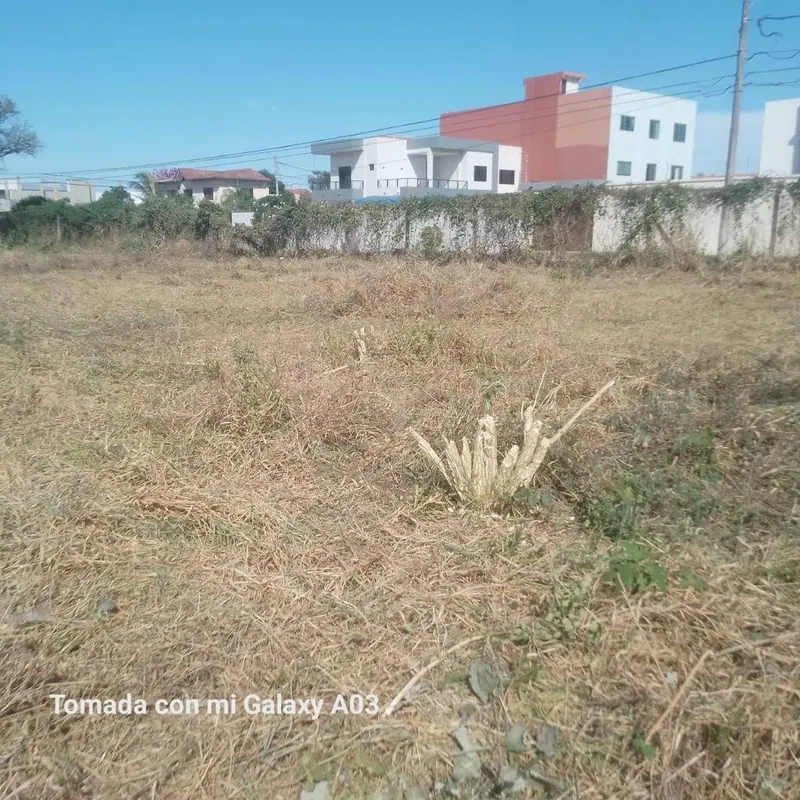 Terreno en esquina de 975 m² en alquiler en la Zona Oeste: foto 3 de 4