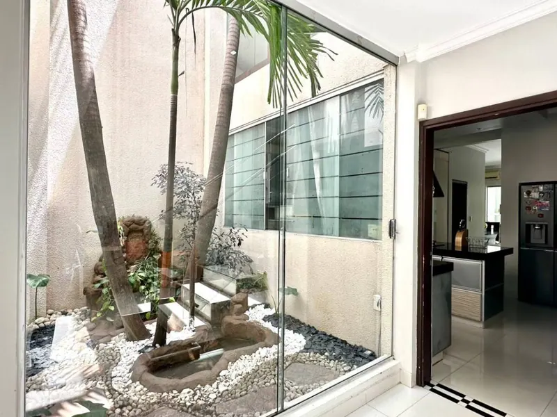 Casa de 5 dormitorios en venta cerca del parque Urbano, Zona Sur: foto 7 de 47
