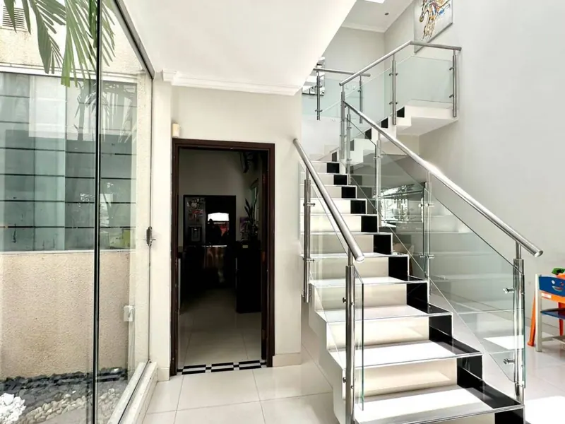 Casa de 5 dormitorios en venta cerca del parque Urbano, Zona Sur: foto 19 de 47