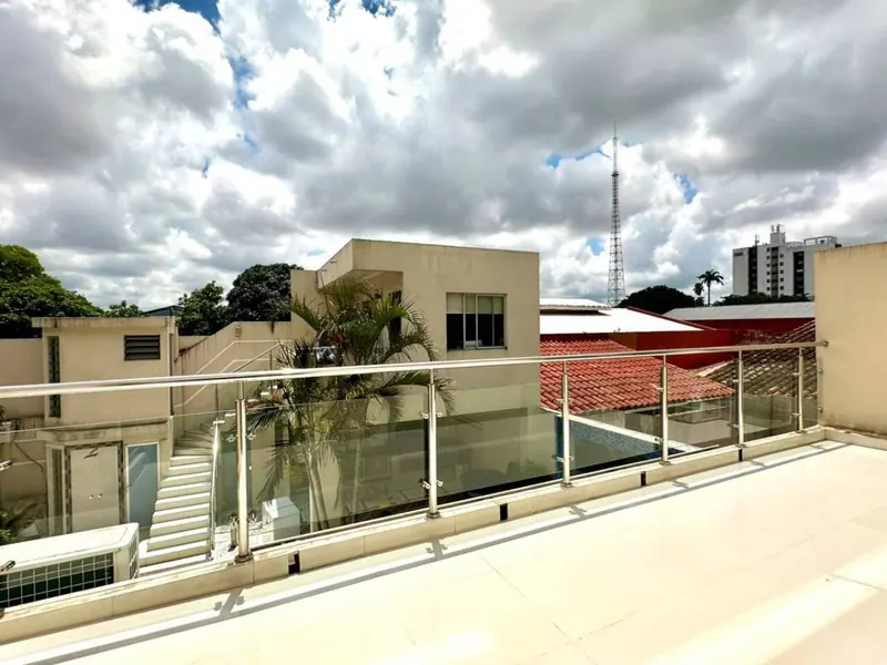 Casa de 5 dormitorios en venta cerca del parque Urbano, Zona Sur: foto 27 de 47