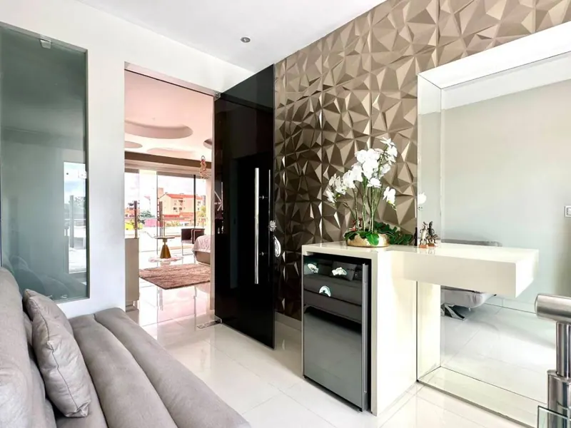 Casa de 5 dormitorios en venta cerca del parque Urbano, Zona Sur: foto 34 de 47