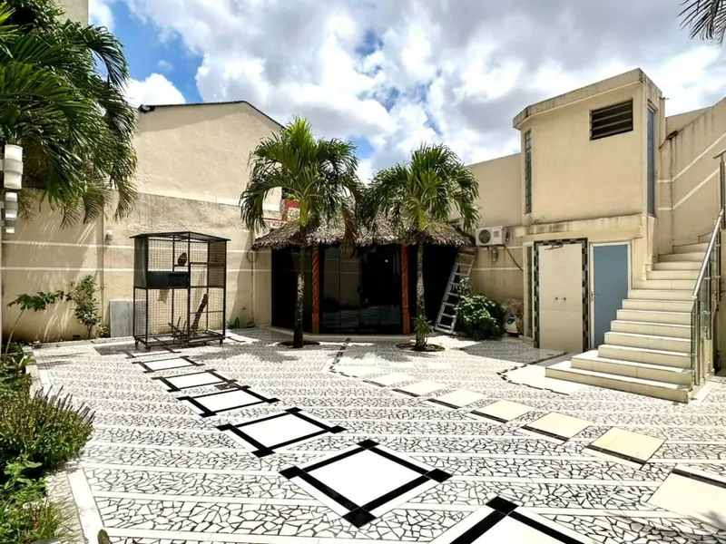 Casa de 5 dormitorios en venta cerca del parque Urbano, Zona Sur: foto 46 de 47