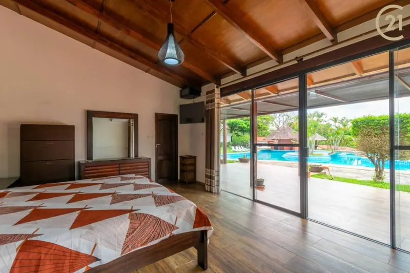 Casa quinta de 6 dormitorios en venta en La Guardia, 110.142 m²: foto 15 de 28