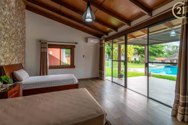 Casa quinta de 6 dormitorios en venta en La Guardia, 110.142 m²: foto 18 de 28