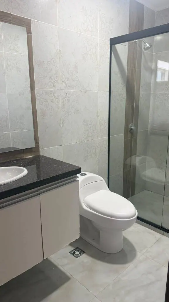 Casa de 3 dormitorios en venta en Loma del Bosque, Urubó: foto 4 de 14