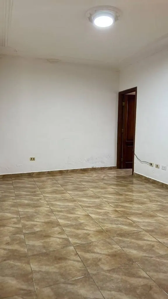 Casa de uso comercial en alquiler en Equipetrol, una planta y 280 m²: foto 16 de 25