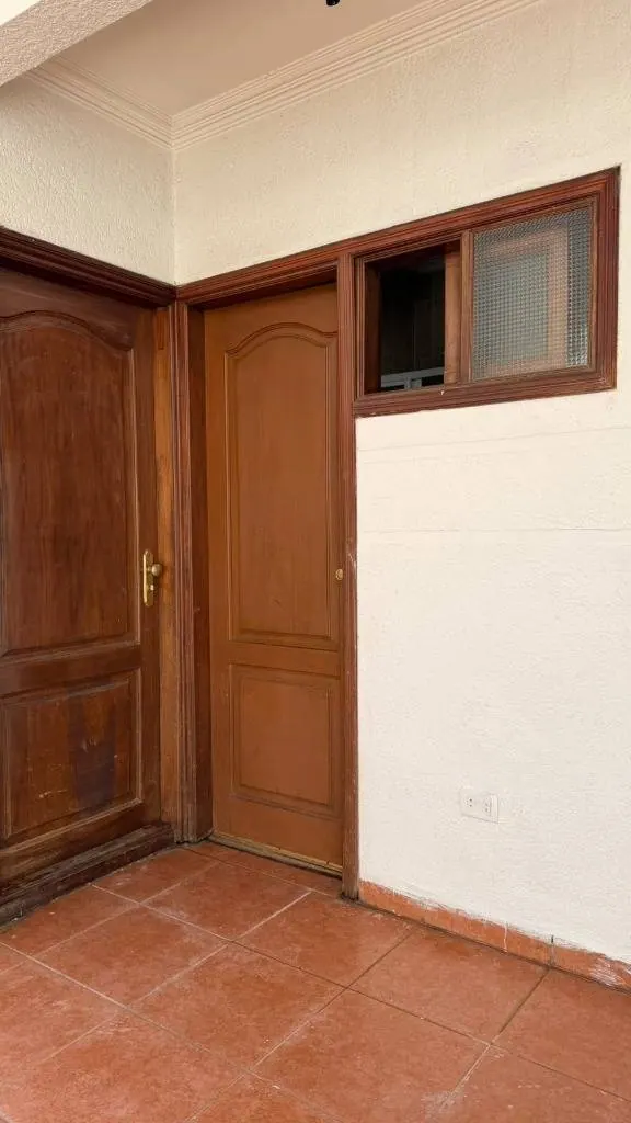 Casa de uso comercial en alquiler en Equipetrol, una planta y 280 m²: foto 24 de 25