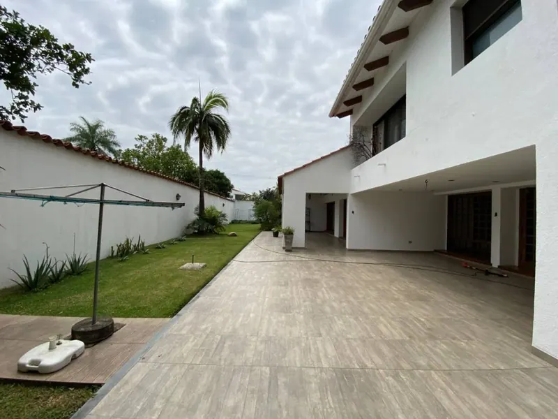 Casa de 2 plantas en venta en Urbarí, 2do anillo, 620 m²: foto 3 de 32